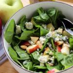 Χειμωνιάτικη σαλάτα με μήλα και blue cheese - iCooktoHeal Υγιεινές συνταγές για υγιείς ανθρώπους