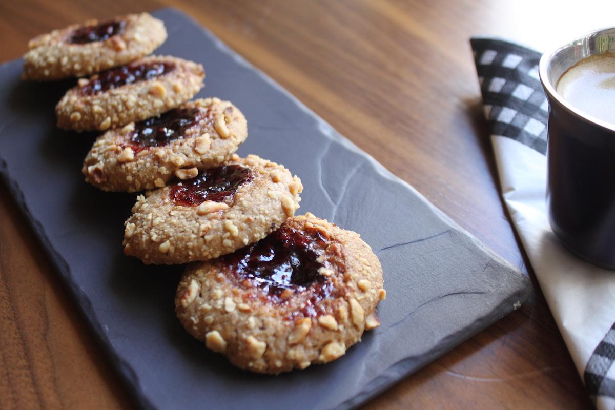 Μπισκότα φουντουκιού με μαρμελάδα - iCooktoHeal Υγιεινές συνταγές για υγιείς ανθρώπους