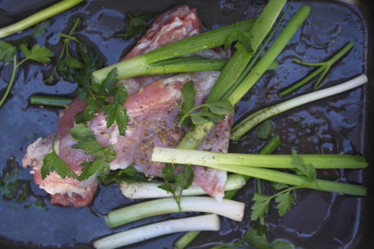 Πασχαλινό κατσικάκι στον φούρνο - iCooktoHeal Υγιεινές συνταγές για υγιείς ανθρώπους