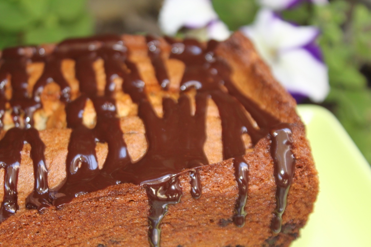 Κέικ με σταγόνες σοκολάτας - iCooktoHeal Υγιεινές συνταγές για υγιείς ανθρώπους