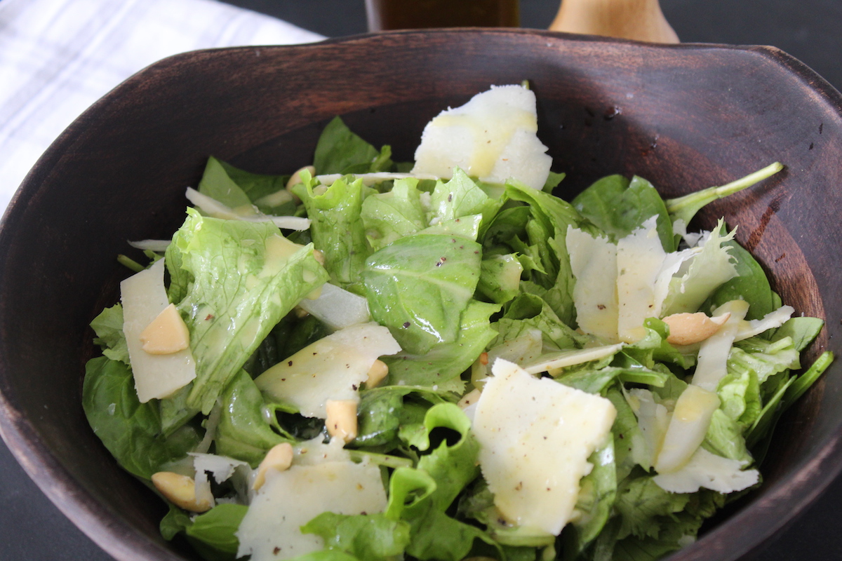 Πασχαλιάτικη σαλάτα με γραβιέρα - iCooktoHeal Υγιεινές συνταγές για υγιείς ανθρώπους