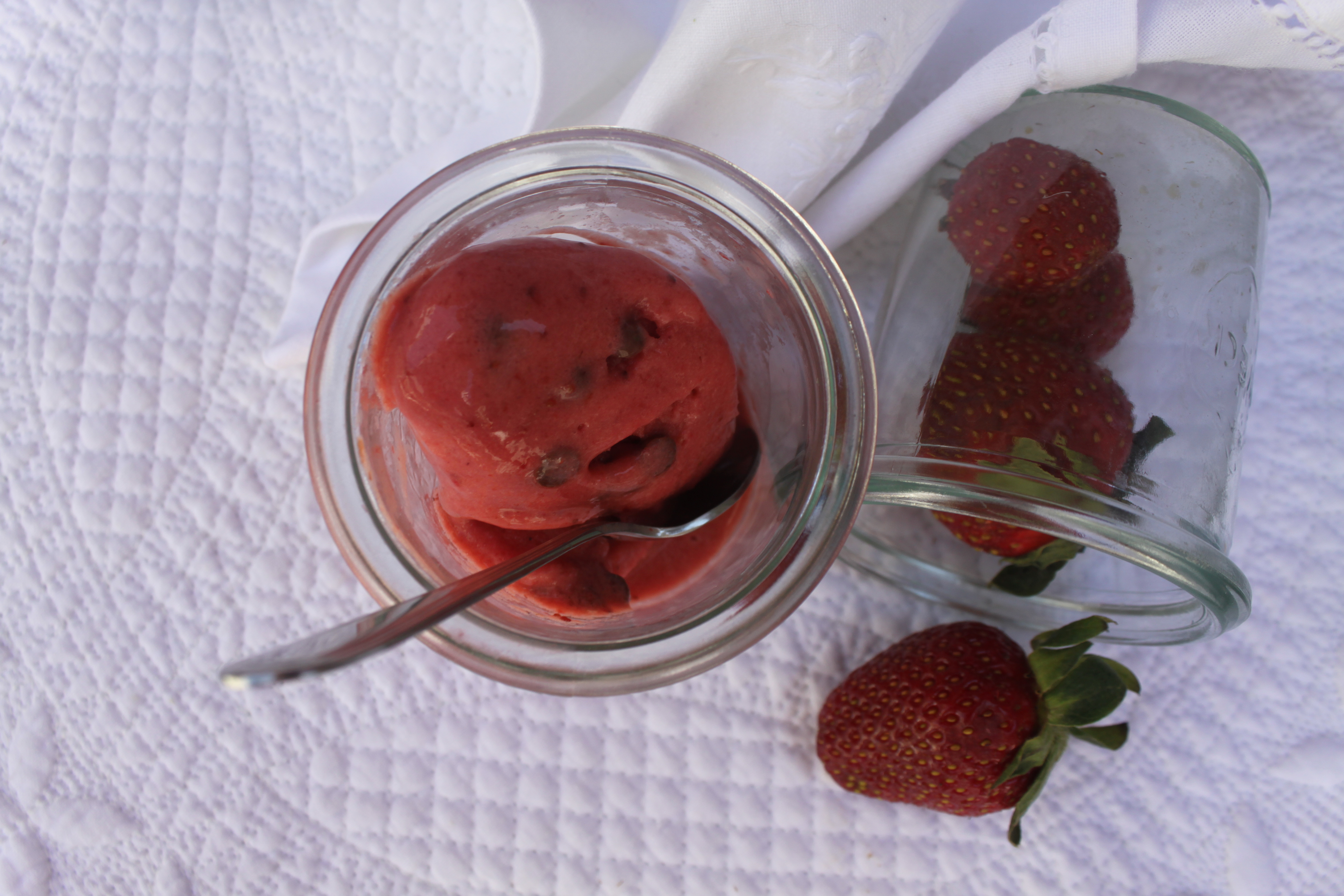 Παγωτό γιαούρτι με φράουλες - iCooktoHeal Υγιεινές συνταγές για υγιείς ανθρώπους