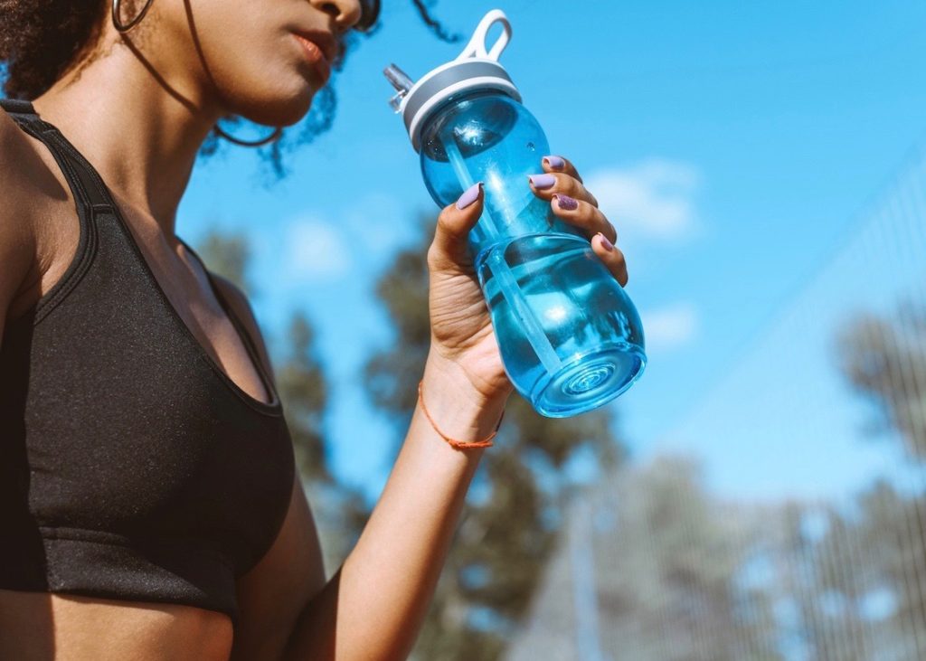 7 λόγοι για να πίνουμε νερό χειμώνα - καλοκαίρι - iCooktoHeal Υγιεινές συνταγές για υγιείς ανθρώπους