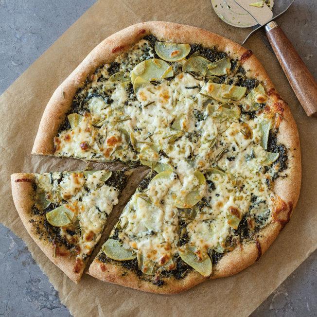 Ζύμη για πίτσα με αλεύρι ολικής - iCooktoHeal Υγιεινές συνταγές για υγιείς ανθρώπους