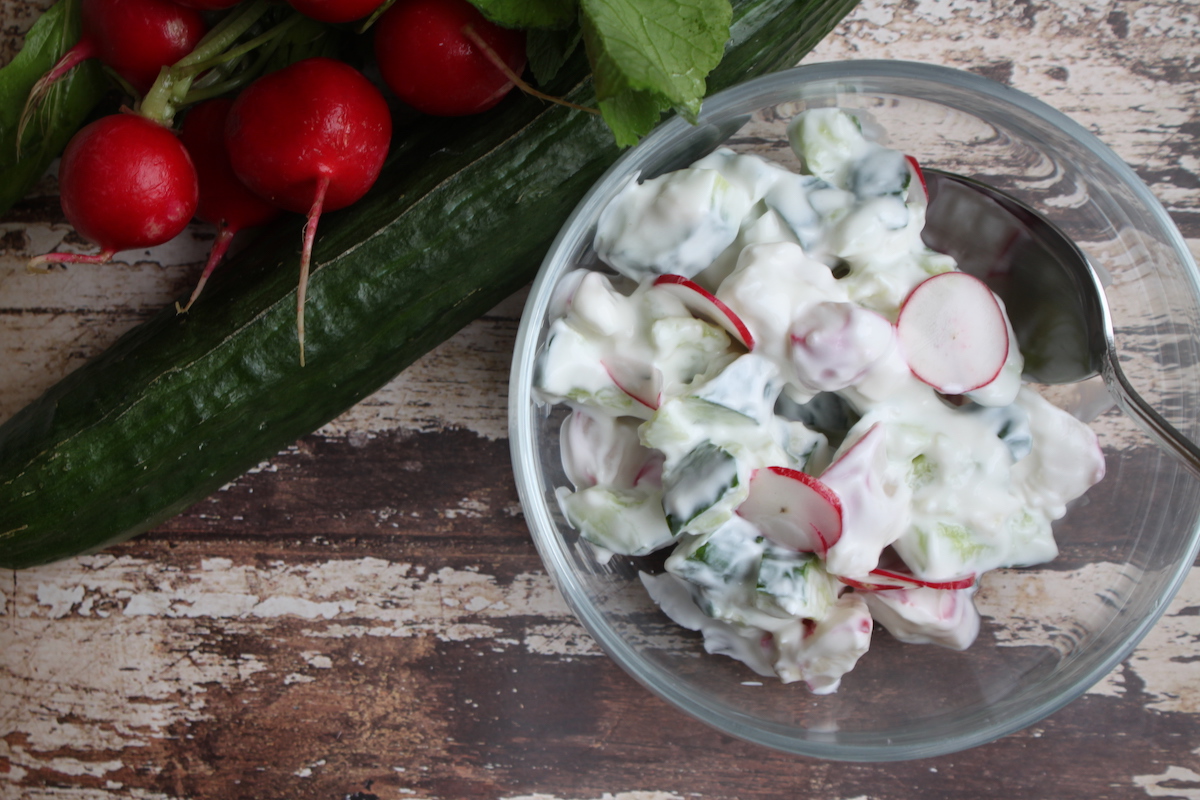 Αγγουράκι σαλάτα με ραπανάκια - iCooktoHeal Υγιεινές συνταγές για υγιείς ανθρώπους
