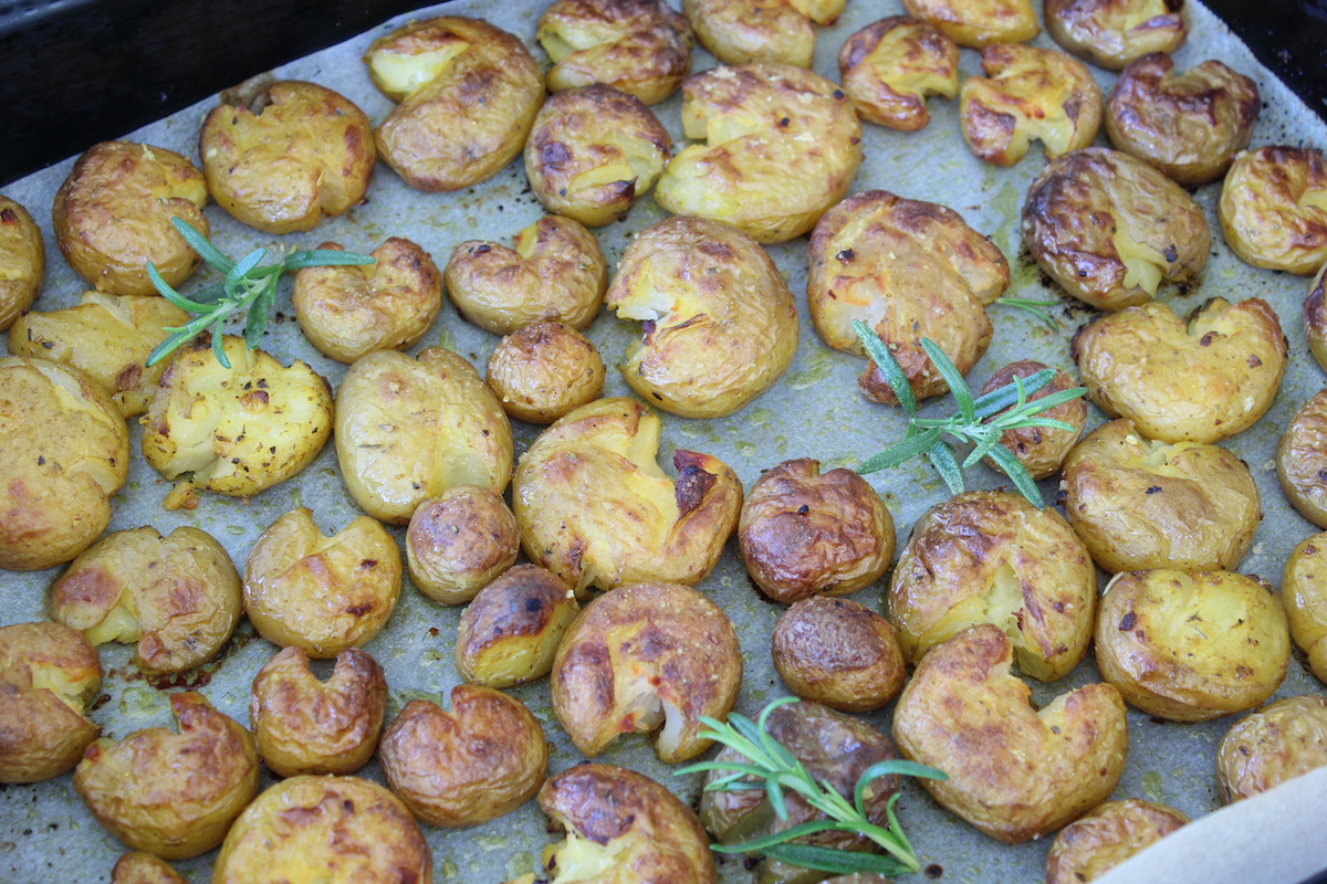 Πατάτες φούρνου τσακιστές (smashed potatoes) - iCooktoHeal Υγιεινές συνταγές για υγιείς ανθρώπους